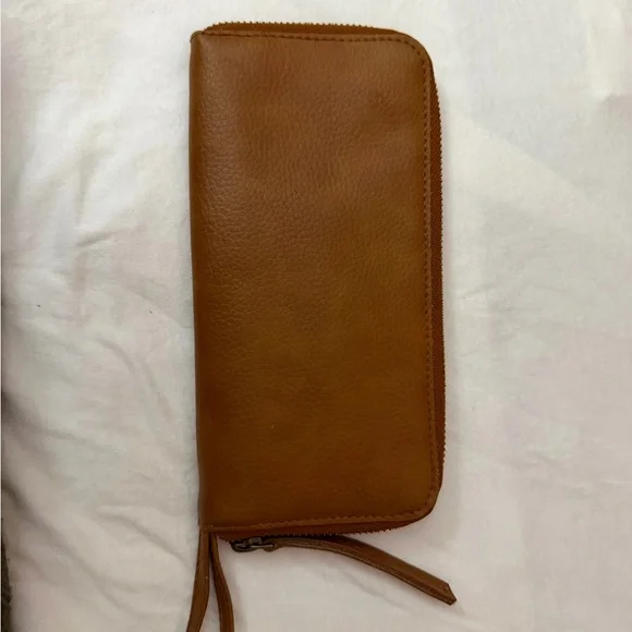 Free People Tan Leather Women’s Wallet - Picture 2 of 3